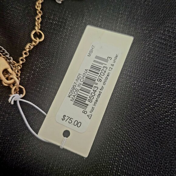 Kenneth Cole NY Back & Smokey Gray Fauceted Glass Triple Link Chain Necklace NWT - Picture 8 of 9